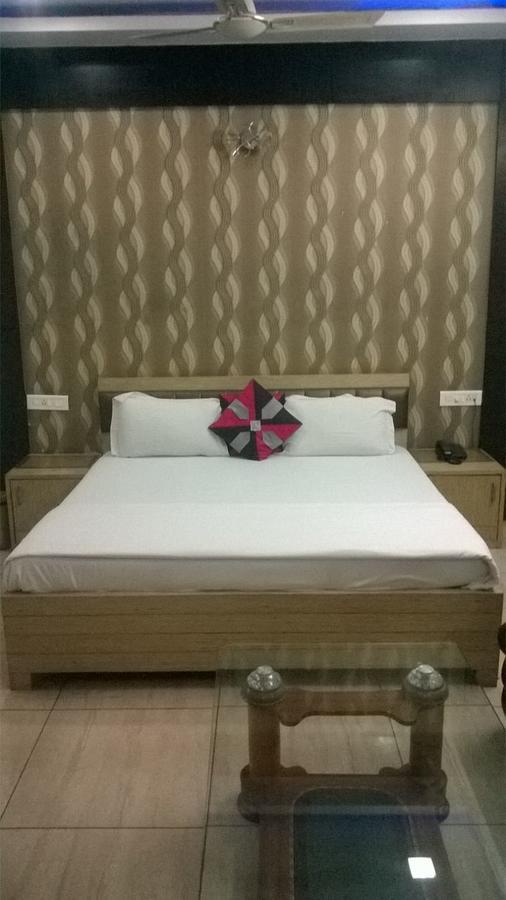 Hotel Sai Orchid Muradabad Dış mekan fotoğraf